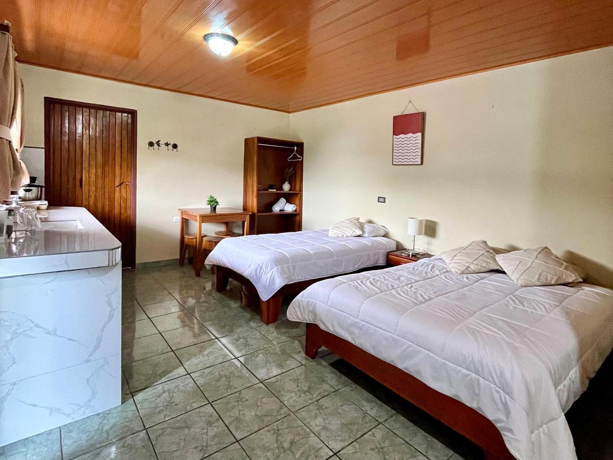 Los Tucanes Lodging El Castillo Eksteriør billede